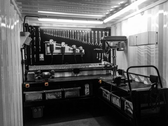 10 ft Tools site container