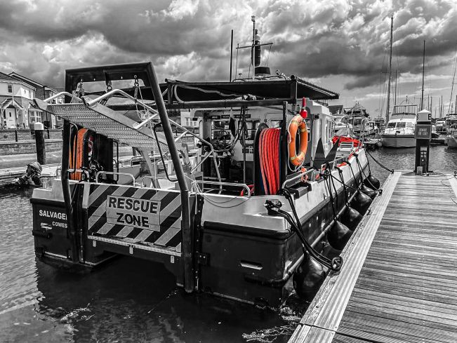 MV Salvager - dive support vessel